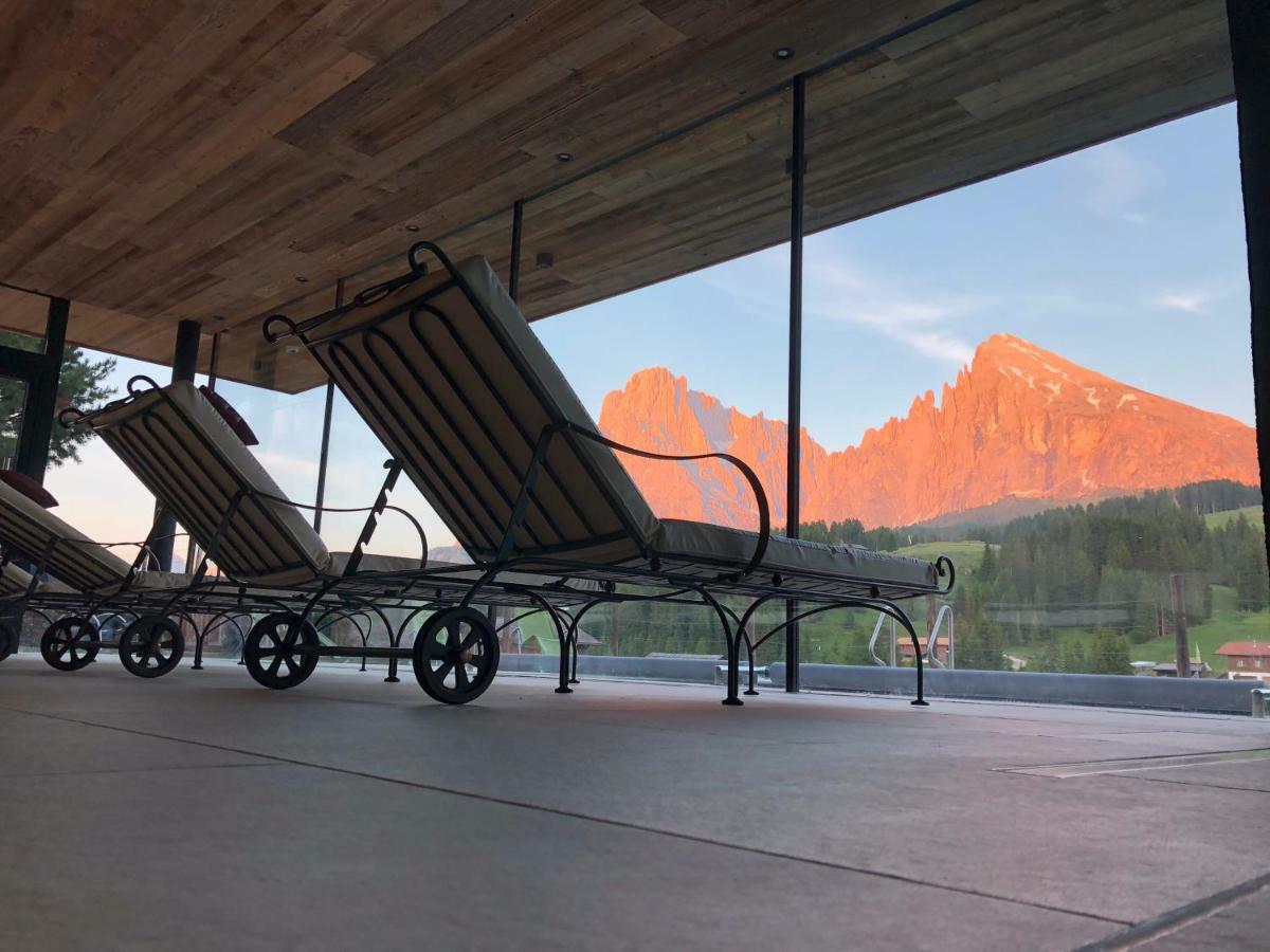 Saltria - Your Alpine Experience อัลเป ดิ ซิวซี ภายนอก รูปภาพ